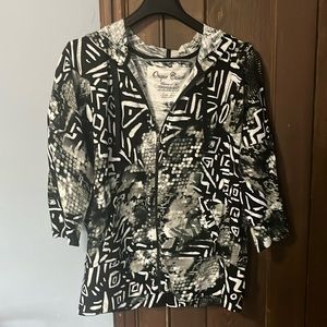 Onque Casuals hooded zip up jacket 3/4 sleeves.  Black, Gray & white.  Size L.